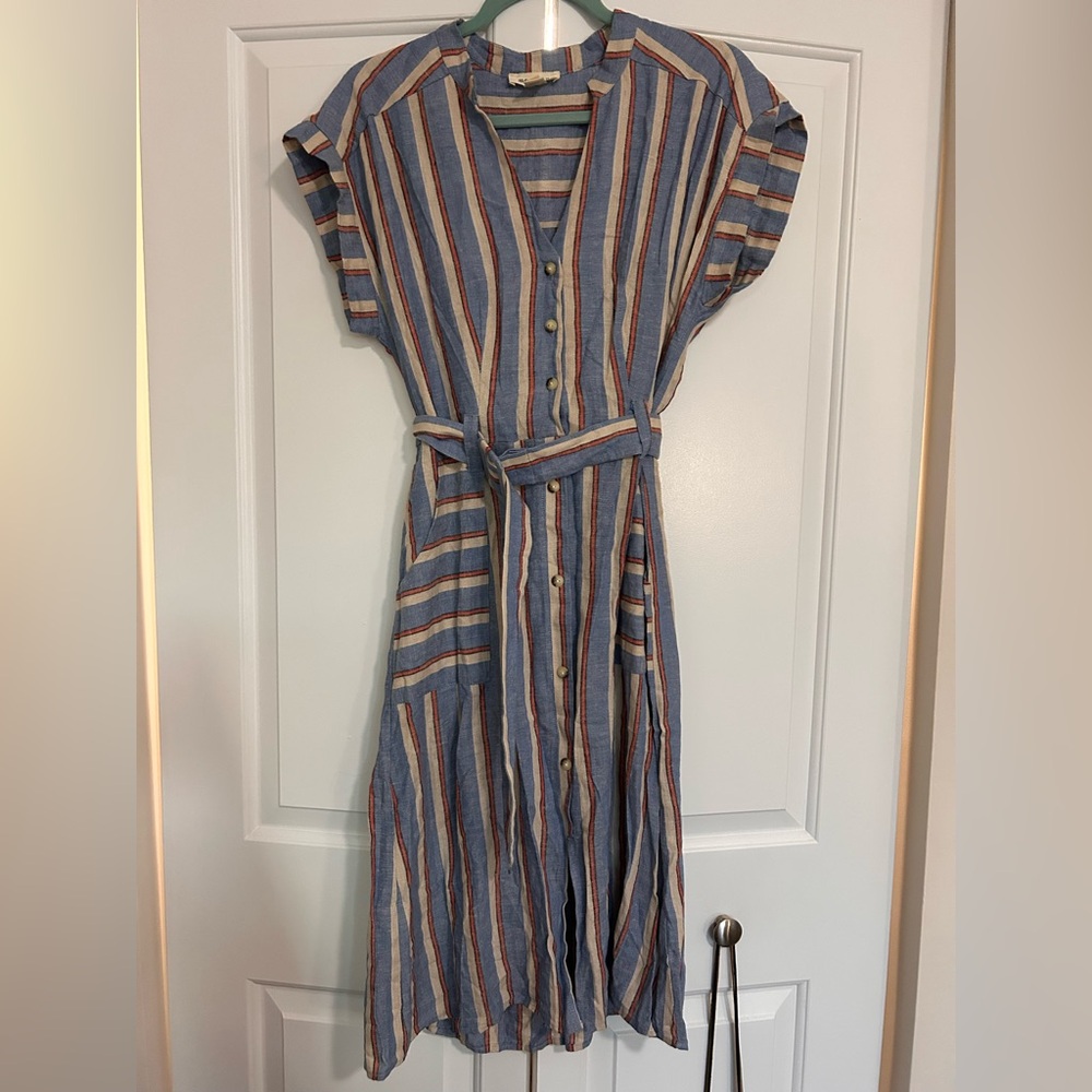 Blue striped preppy dress 20% linen